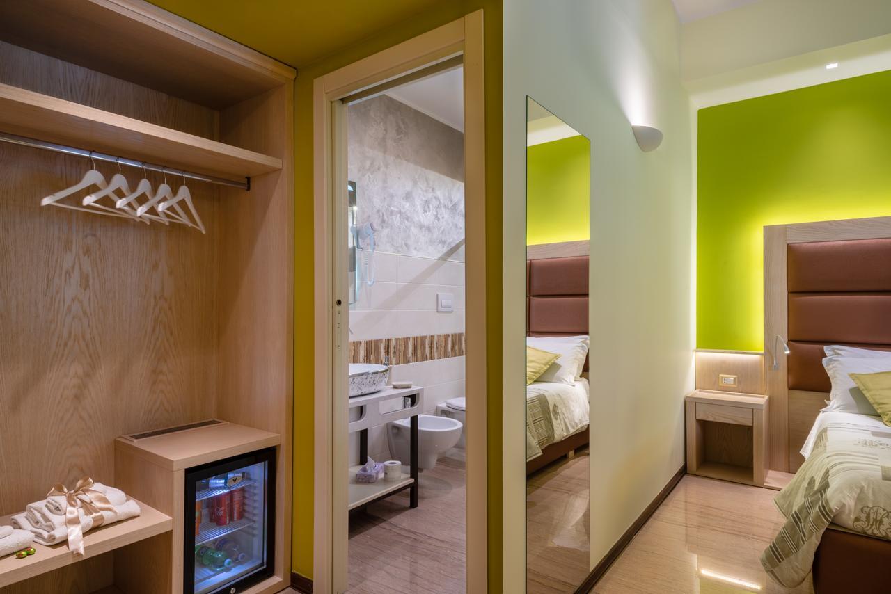 Villa Domus Salento Suites & Rooms Con Parcheggio Privato In Loco Лечче Екстер'єр фото